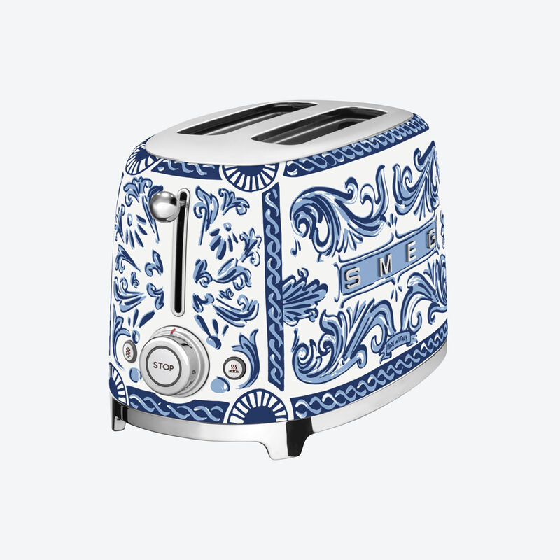 Grille-pain 2 tranches SMEG : la toute dernière technologie dans un design Dolce & Gabbana extravagant « Blu Mediterraneo » Photo 2