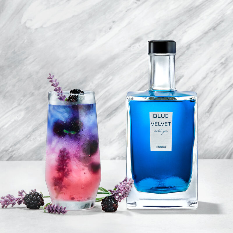 De la magie dans votre verre : le gin  Blue Velvet change de couleur ! Photo 2