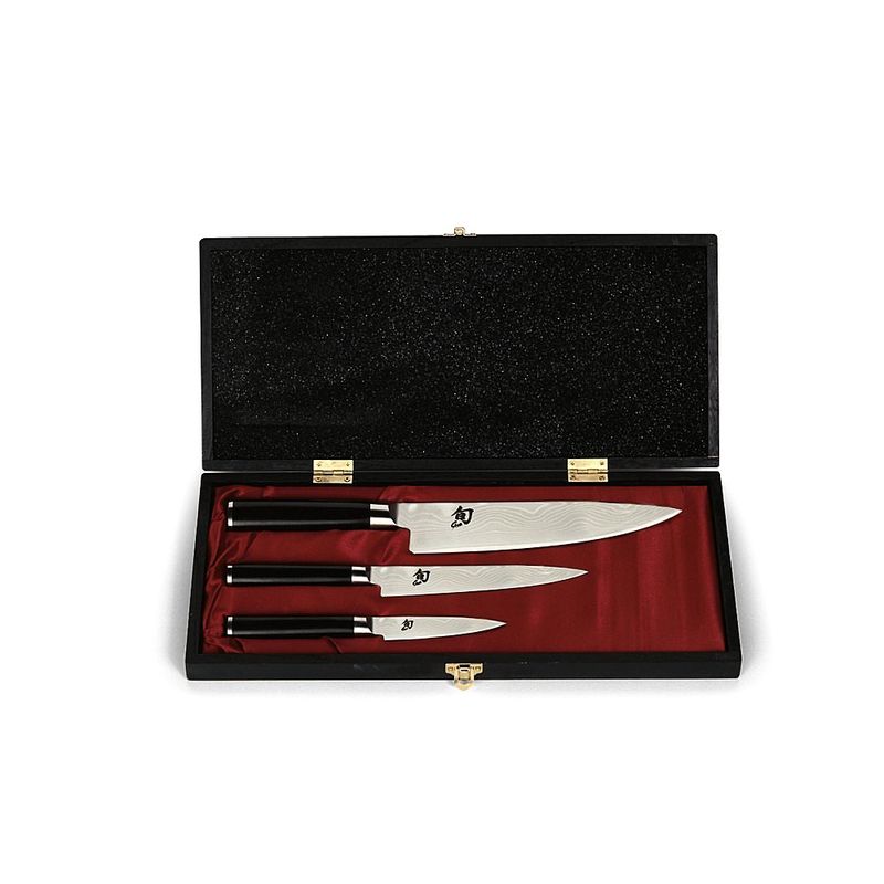 Petit couteau Santoku KAI Shun Classic : acier Damas inoxydable pour répondre aux plus hautes exigences Photo 3