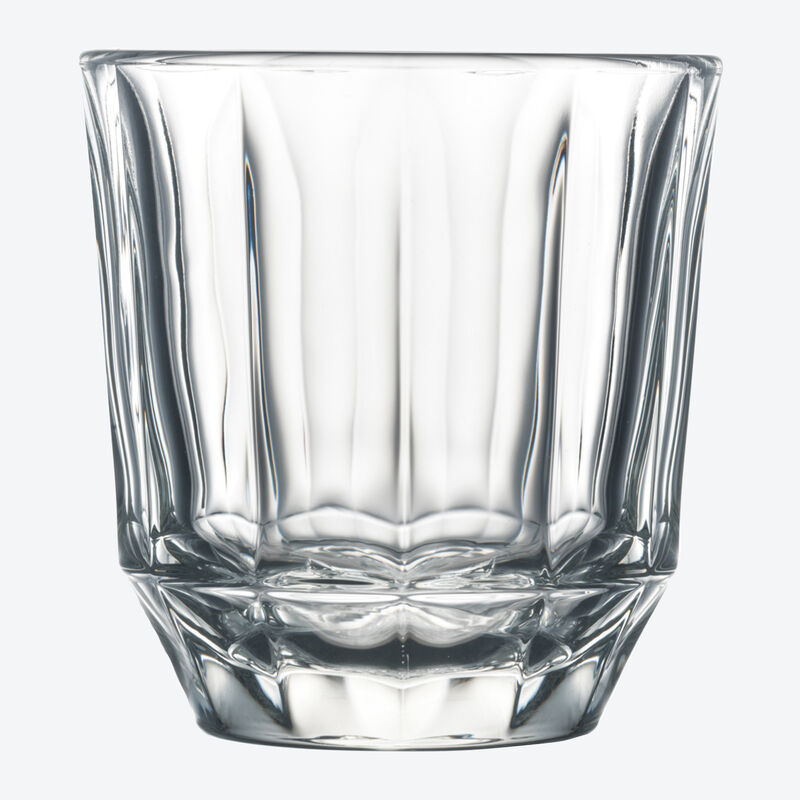 Des verres  eau franais classiques fascinants par leurs reflets scintillants Photo 3