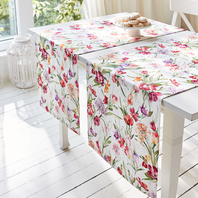 Chemin de table : linge de table matelass floral avec impression numrique de haute qualit