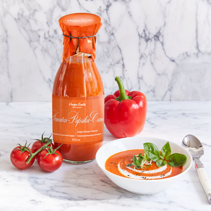 Soupe très aromatique à la tomate et au poivron avec des légumes de Provence mûris au soleil