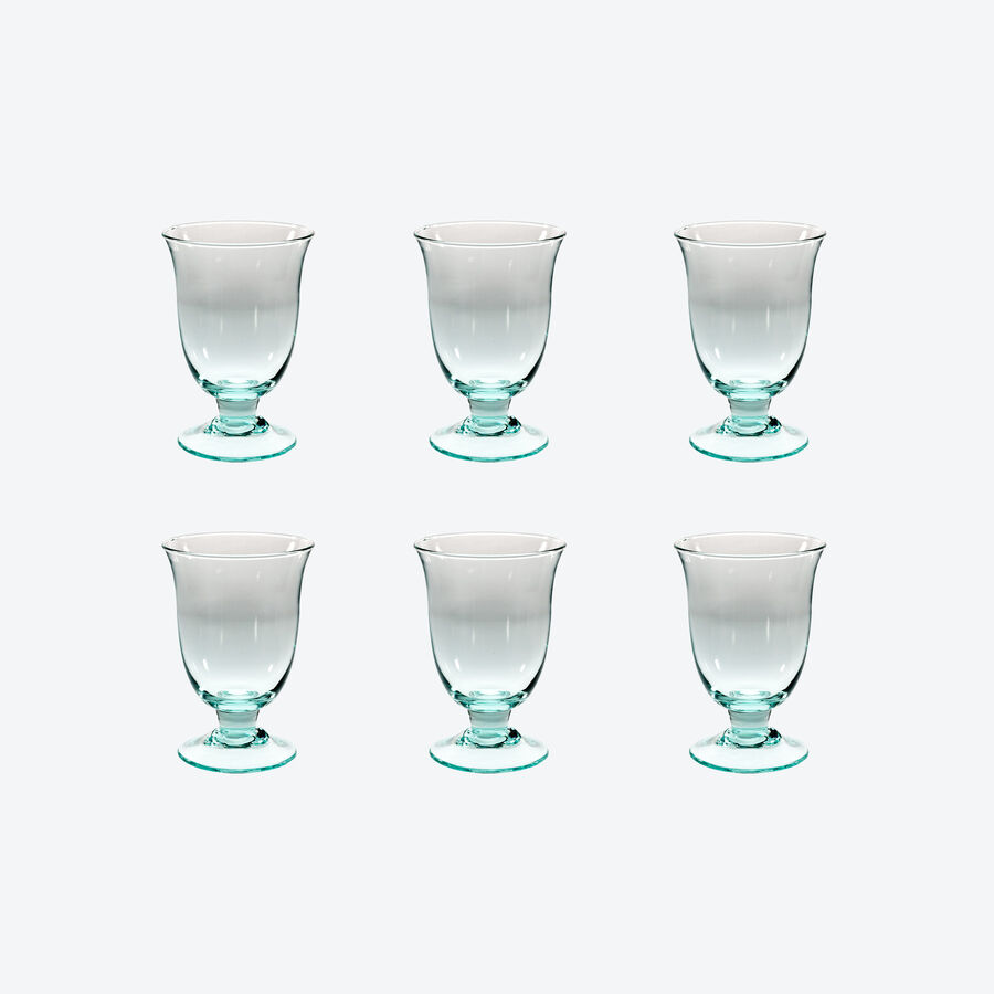 Verres  eau  l'ancienne, en verre recycl aux reflets vert tendre, verres  boire