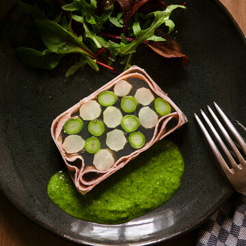 Image du produit pour '  Terrine d'asperges avec une sauce au persil'