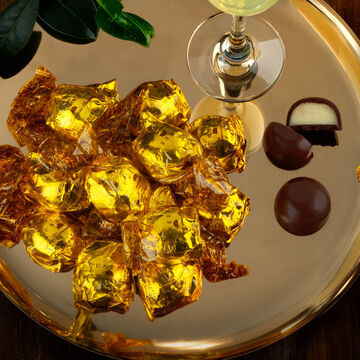 Image du produit pour 'Cuneesi au limoncello : grands chocolats italiens  la liqueur de citron, pralines, chocolat noir'