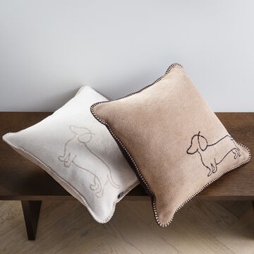 Image du produit pour 'Coussin Teckel avec passepoil - 2 coloris'