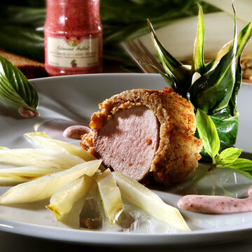 Image du produit pour 'Filet de boeuf Angus d'Aberdeen ros avec haricots au bacon et sauce mousseline'