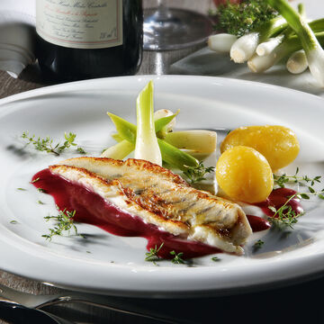 Image du produit pour 'Filets de Sandre au beurre de vin rouge'