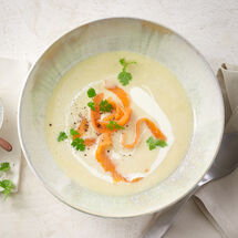 Image du produit pour 'Potage Parmentier - Velout� poireaux-pommes de terre avec saumon fum�'