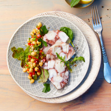 Image du produit pour 'Terrine de poulpe et sa salade de pois chiches'