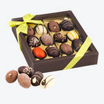 Image du produit pour 'Assortiment d'oeufs de P�ques de fabrication artisanale, chocolats'