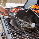 Image du produit pour 'Brosse  grille de barbecue : les spirales en acier robustes et le racloir liminent les rsidus les plus tenaces'