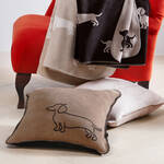 Image du produit pour 'Coussin Teckel avec passepoil - 2 coloris'