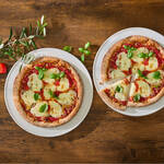 Image du produit pour 'Fond de pizza italien - garnir et enfourner, prt en quelques minutes - lot de 2'