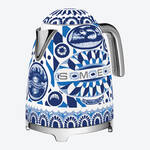 Image du produit pour 'Bouilloire SMEG : la toute dernire technologie dans un design Dolce & Gabbana extravagant  Blu Mediterraneo '