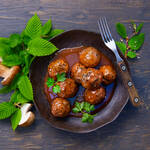 Image du produit pour 'Boulettes de viande faon chasseur sauce au porto – 720 g'