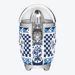 Image du produit pour 'Presse-agrumes SMEG : la toute dernire technologie dans un design Dolce & Gabbana extravagant  Blu Mediterraneo '