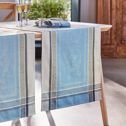 Image du produit pour 'Chemin de table jacquard : luxe et lgance  la franaise'