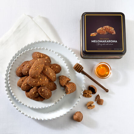 Image du produit pour 'Melomakarona : succulents biscuits grecs aux noix et au miel'